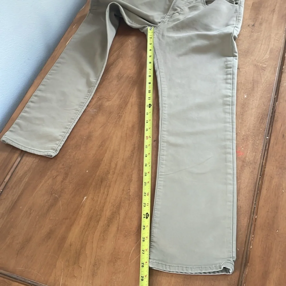 Banana Republic Khaki Travel Jeans Size 30x30